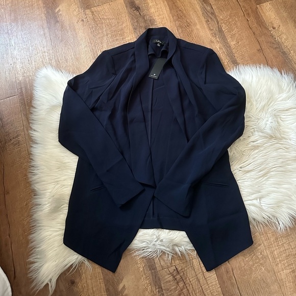 LULU’S Miss Punctuality Navy Blue Light Weight Blazer - Picture 2 of 3